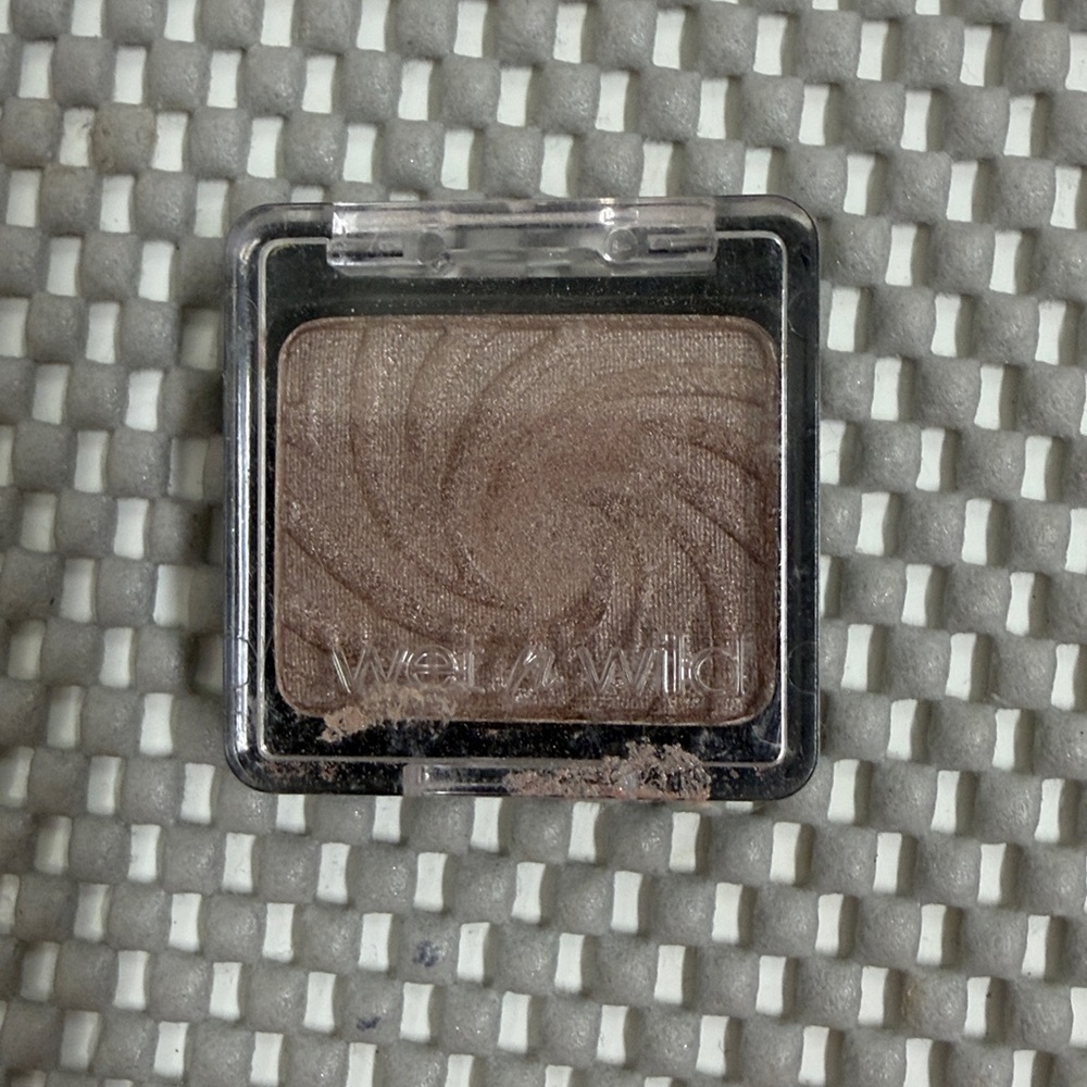 Makeup Bundle - Picture 7 of 16